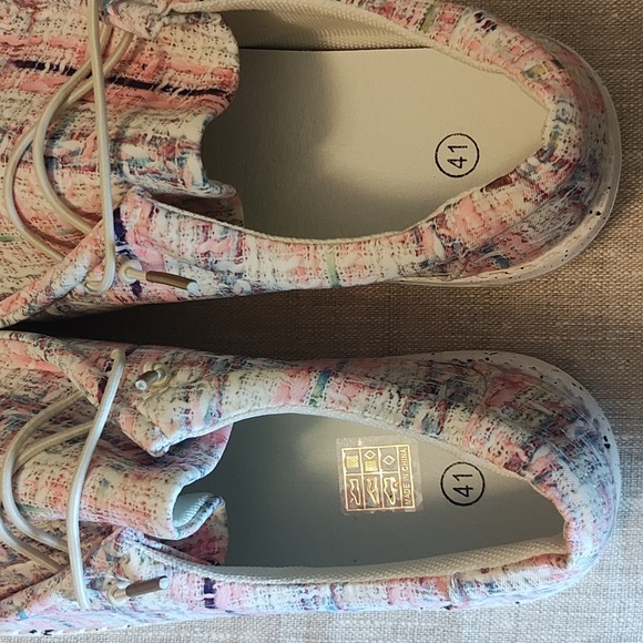 WOMEN: PINK CONFETTI SLIP-ON SHOES - Picture 10 of 15